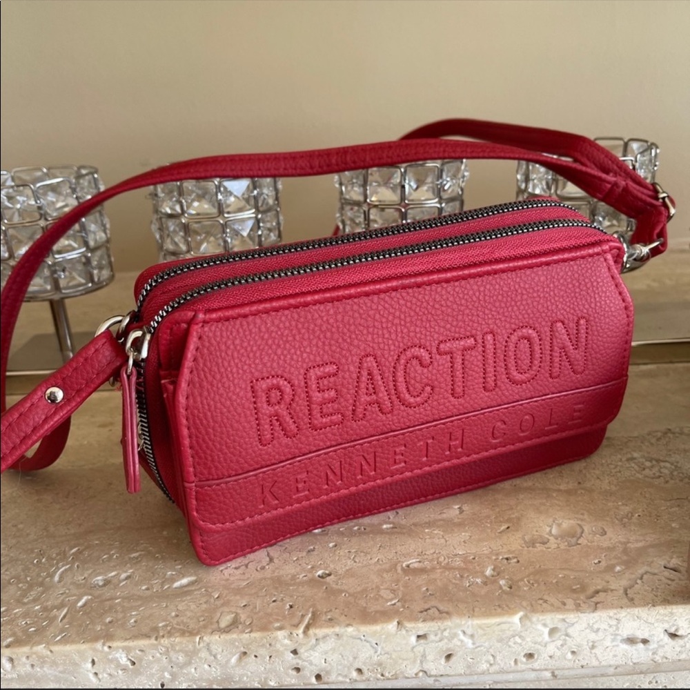 Kenneth Cole Reaction Gigi wallet wristlet